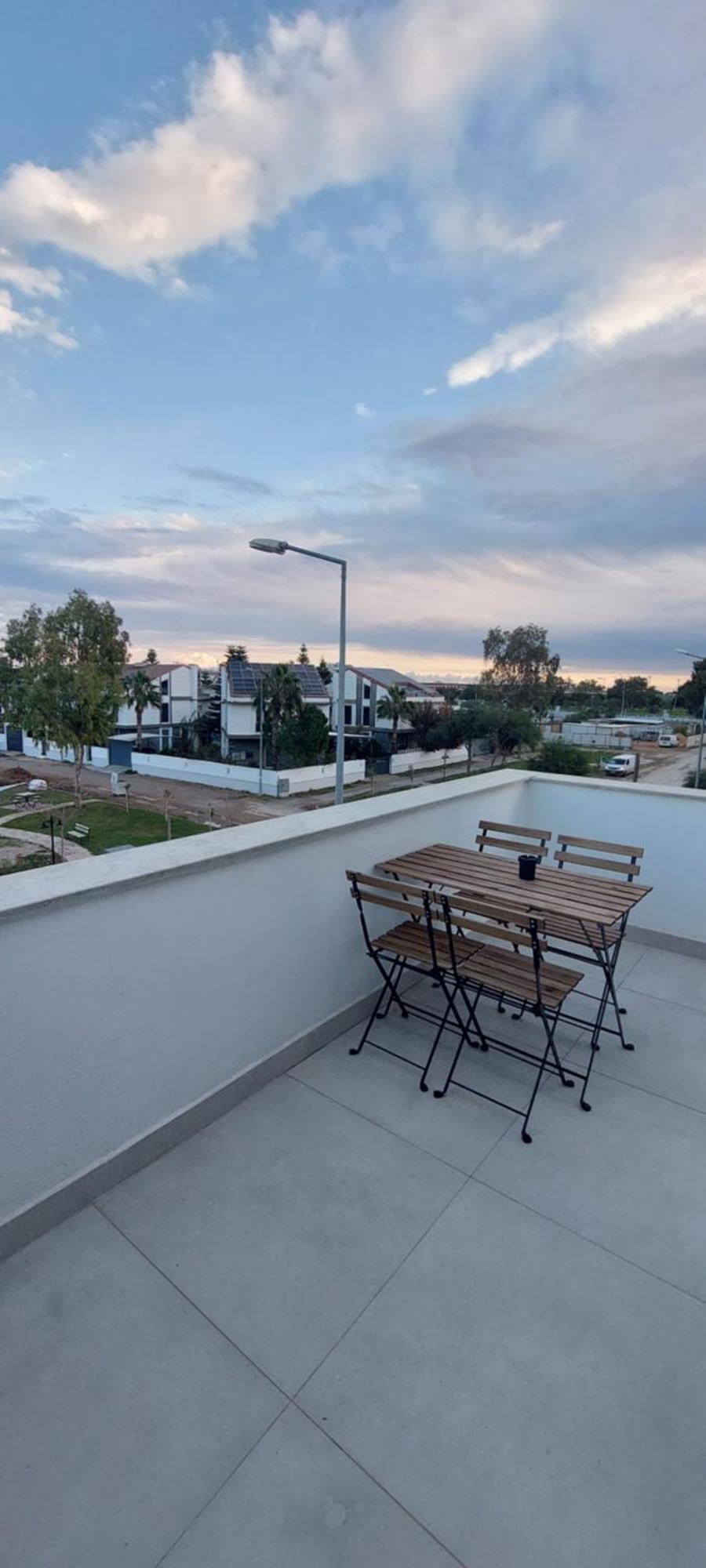 Daire New Spacious Flats Just Minutes From Lara & Kundu Entertainment Zone